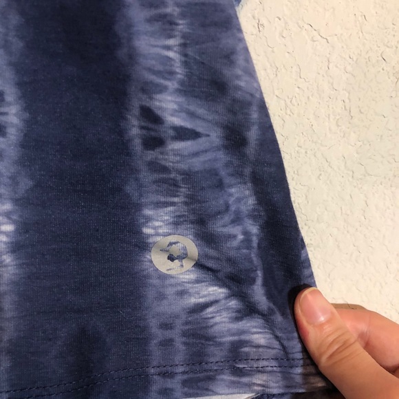 Tie-Dye Crop - Picture 3 of 4
